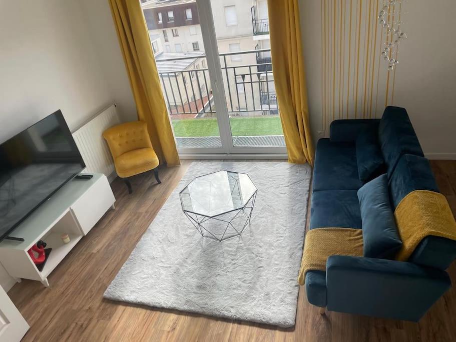 Appartement 3P Gare Terrasse Et Parking Prive Franconville  Bagian luar foto
