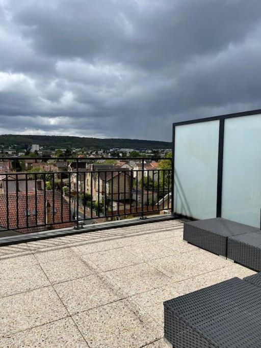 Appartement 3P Gare Terrasse Et Parking Prive Franconville  Bagian luar foto